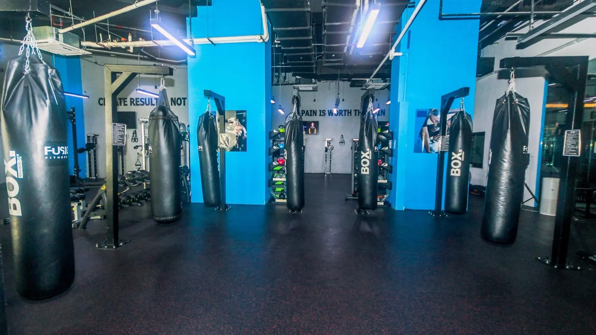 Serene City Stay Trendy Cozy Makati Condo Fun Swim Gym Netflix 4047 Manila