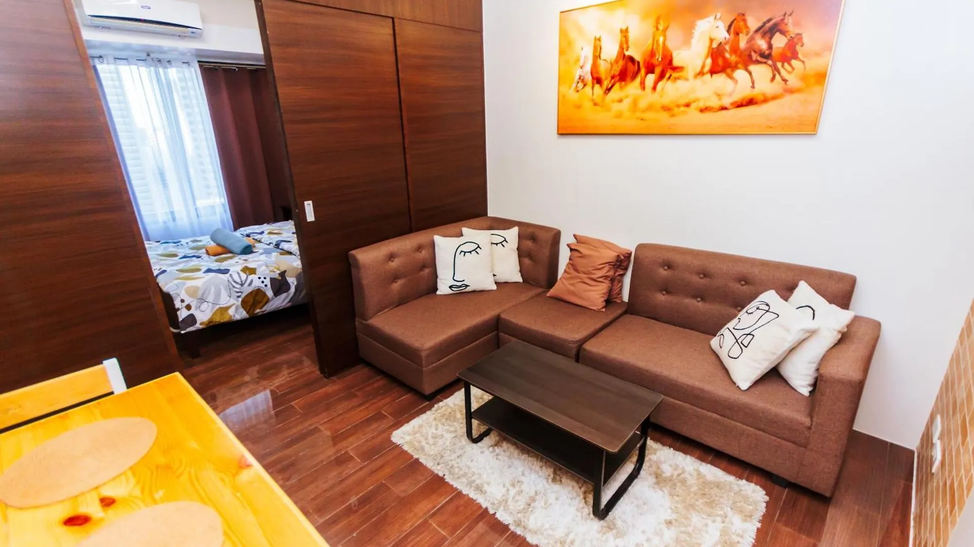 Апартаменты Serene City Stay Trendy Cozy Makati Condo Fun Swim Gym Netflix 4047 Манила